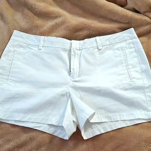 Cute white shorts